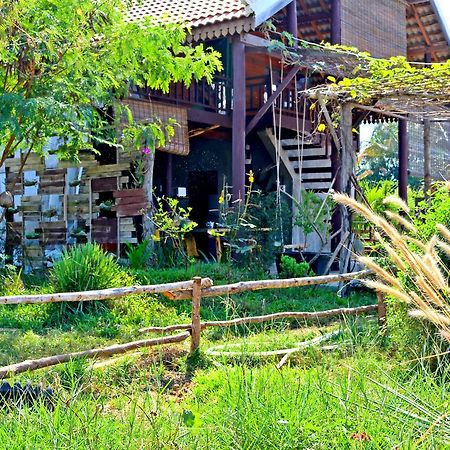 Urban Farmhouse Сиемрип Экстерьер фото